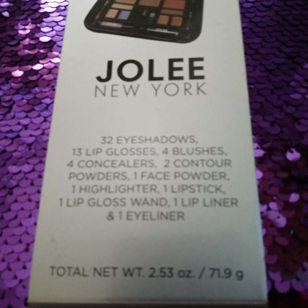 Jolee makeup giftset, purple sequined